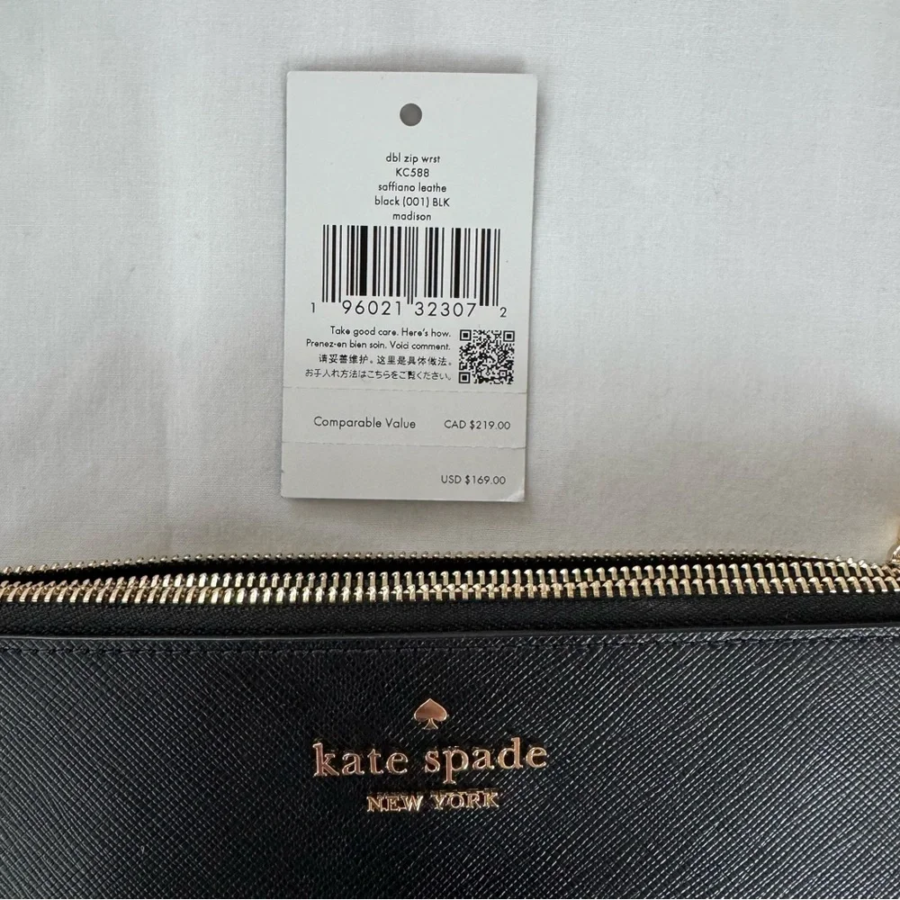 Kate Spade NWT Clutch/Wristlet, Double Zipper, Madison, Saffiano Leather, Black